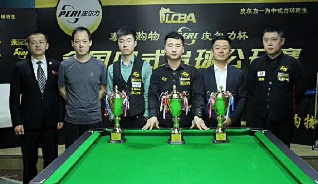 少年群体中 少年群体中